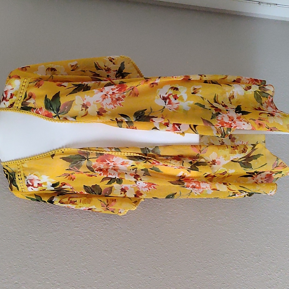 Floral Tunic/Shawl/Wrap, Size Small